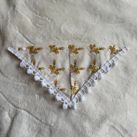 NWT Loic by Design Reindeer Babe Christmas Dog Bandana, White + Tan, Size M - Picture 1 of 13